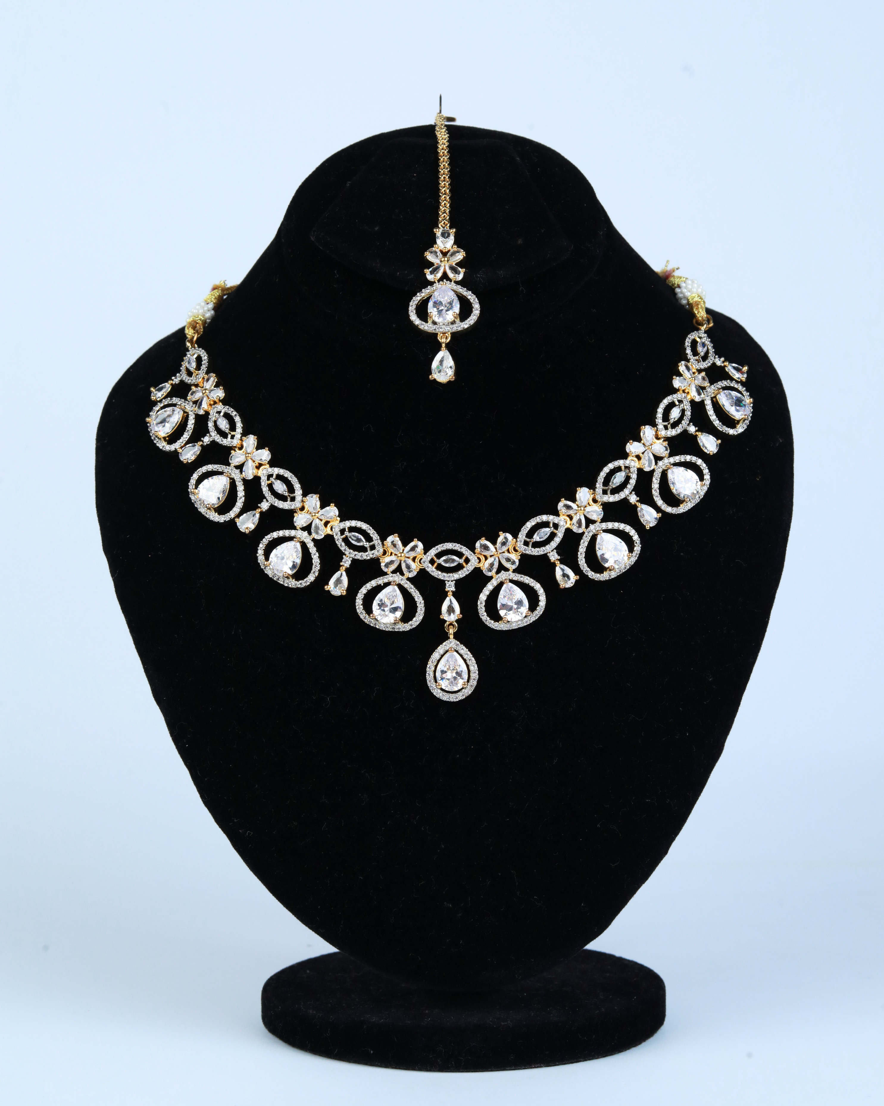 NECKLACE SET