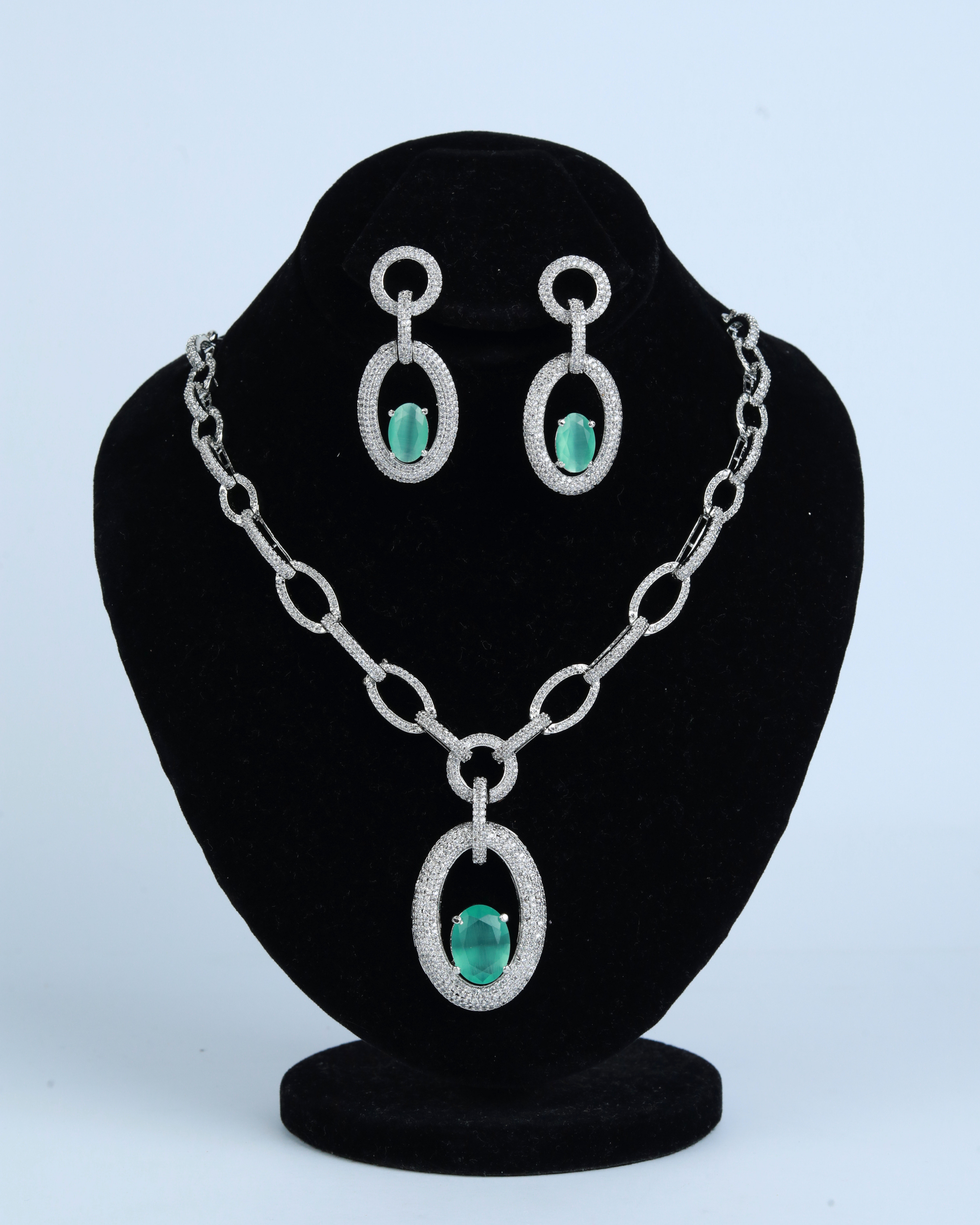 NECKLACE SET