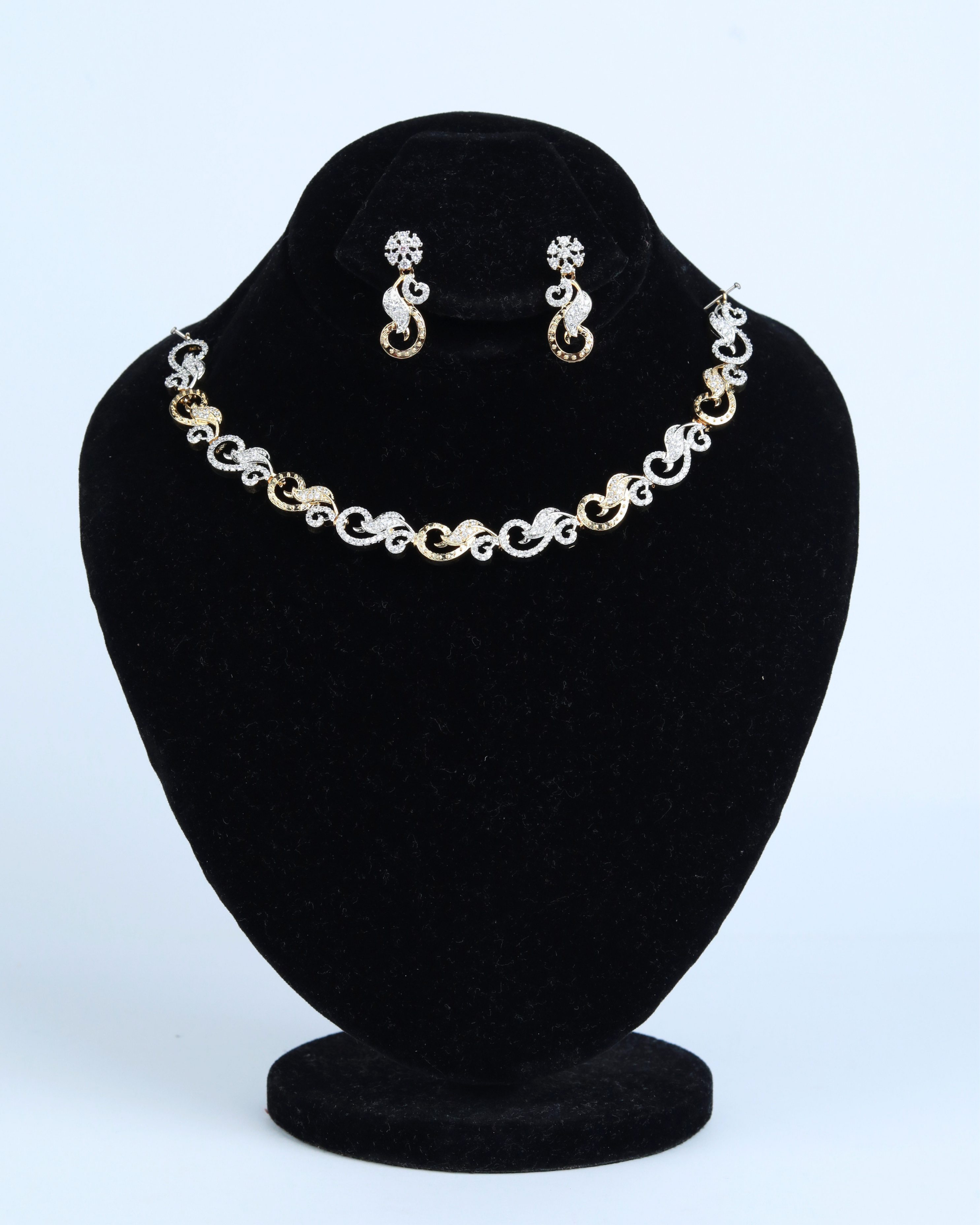 NECKLACE SET