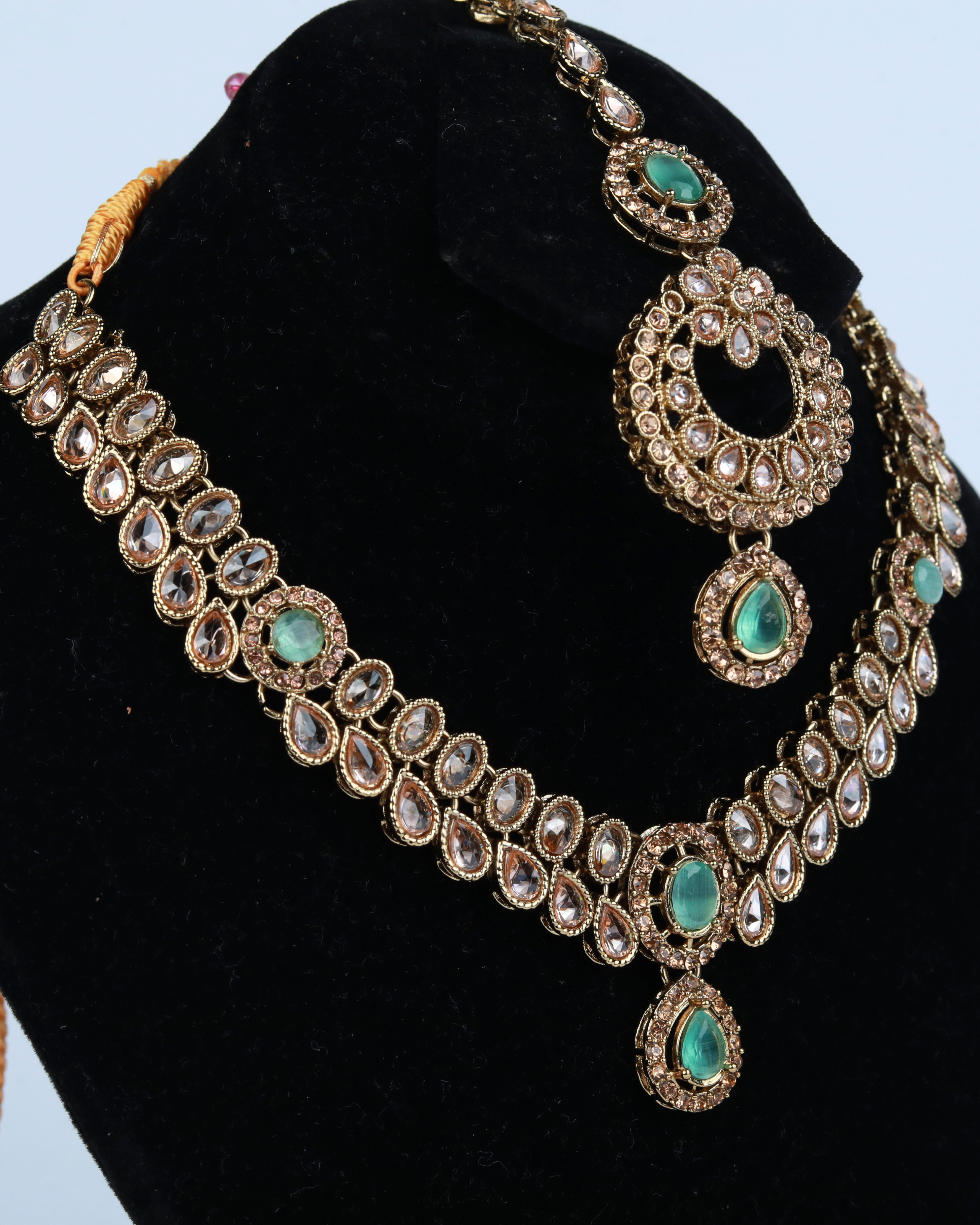 NECKLACE SET