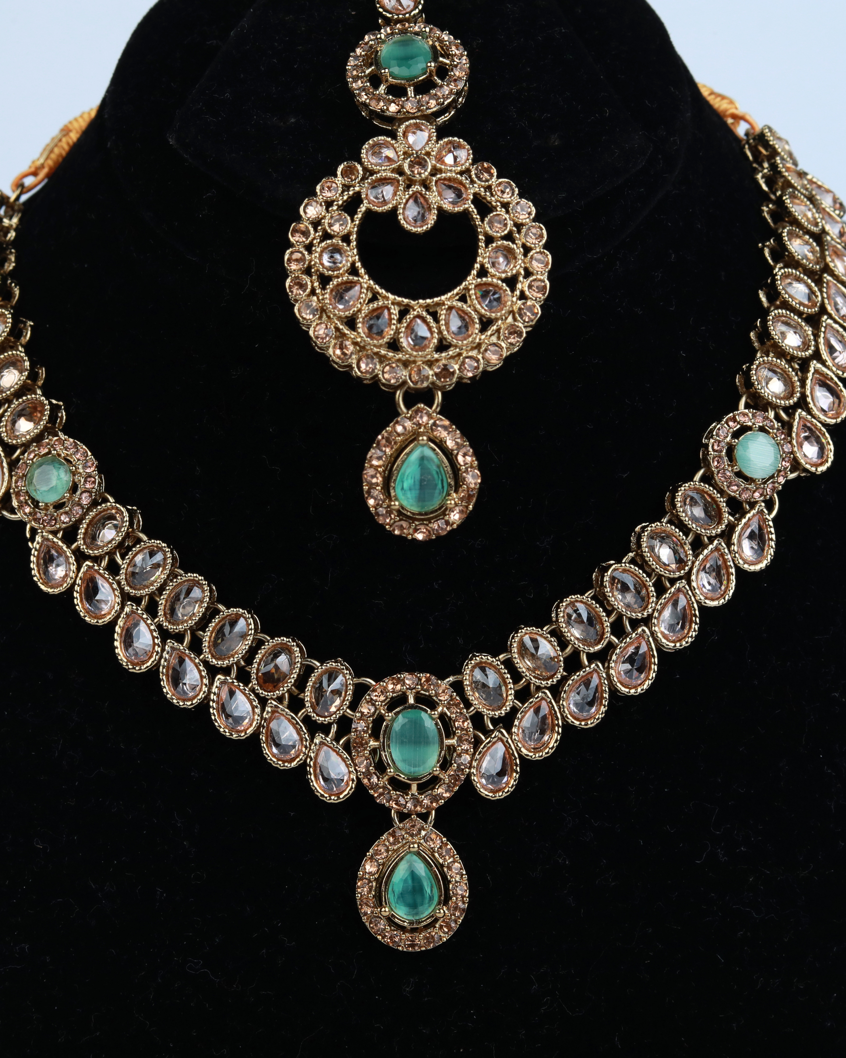 NECKLACE SET