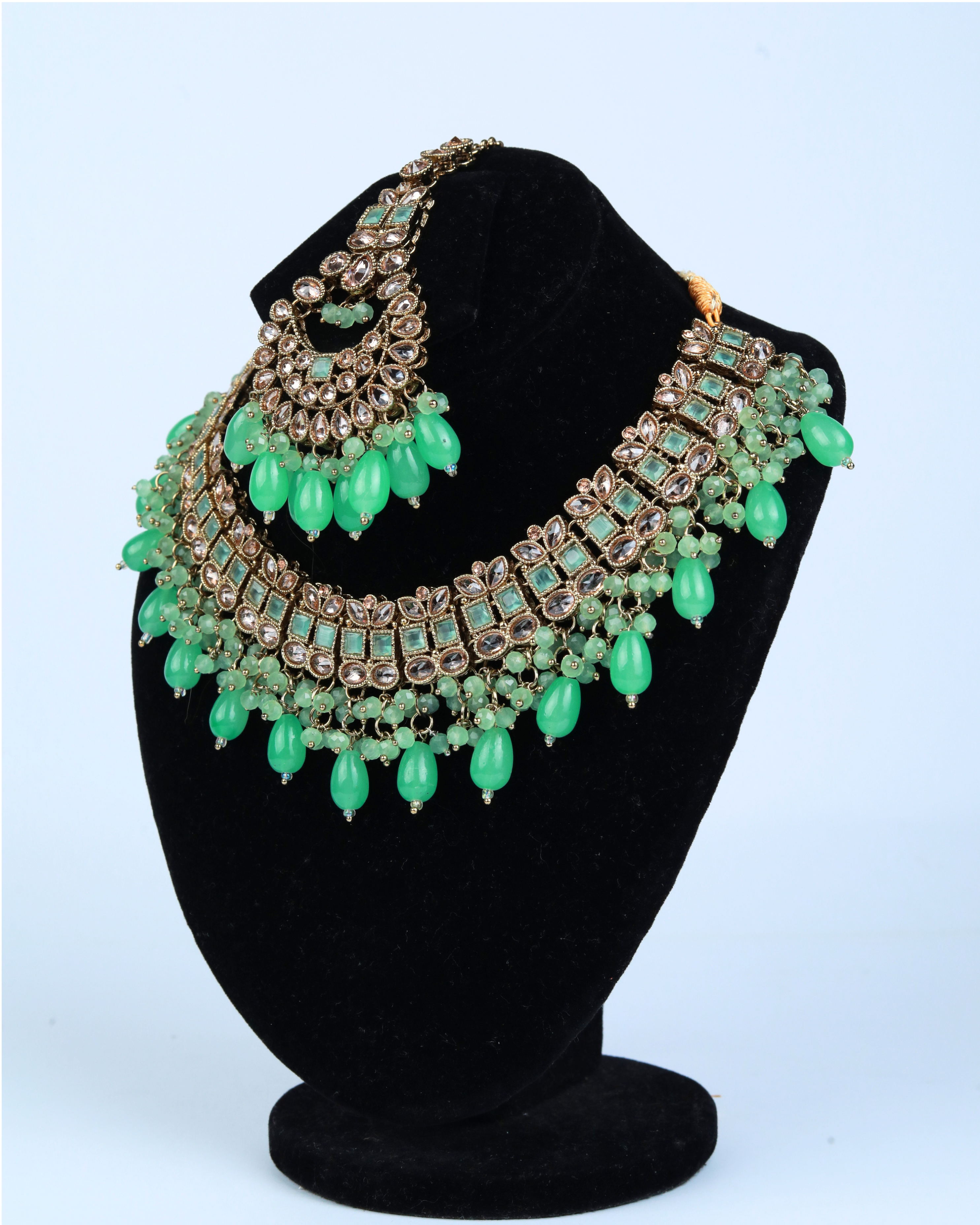 NECKLACE SET