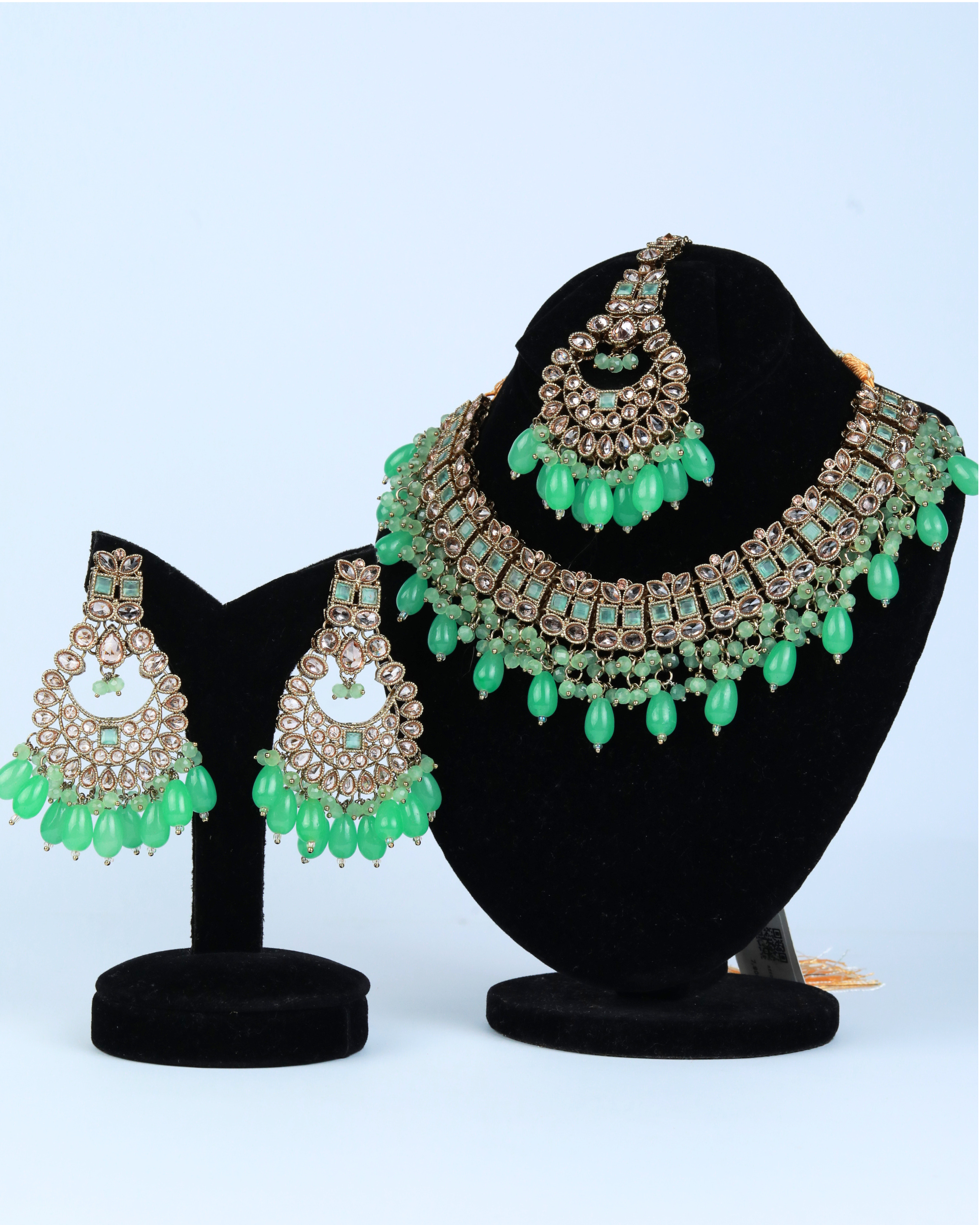 NECKLACE SET