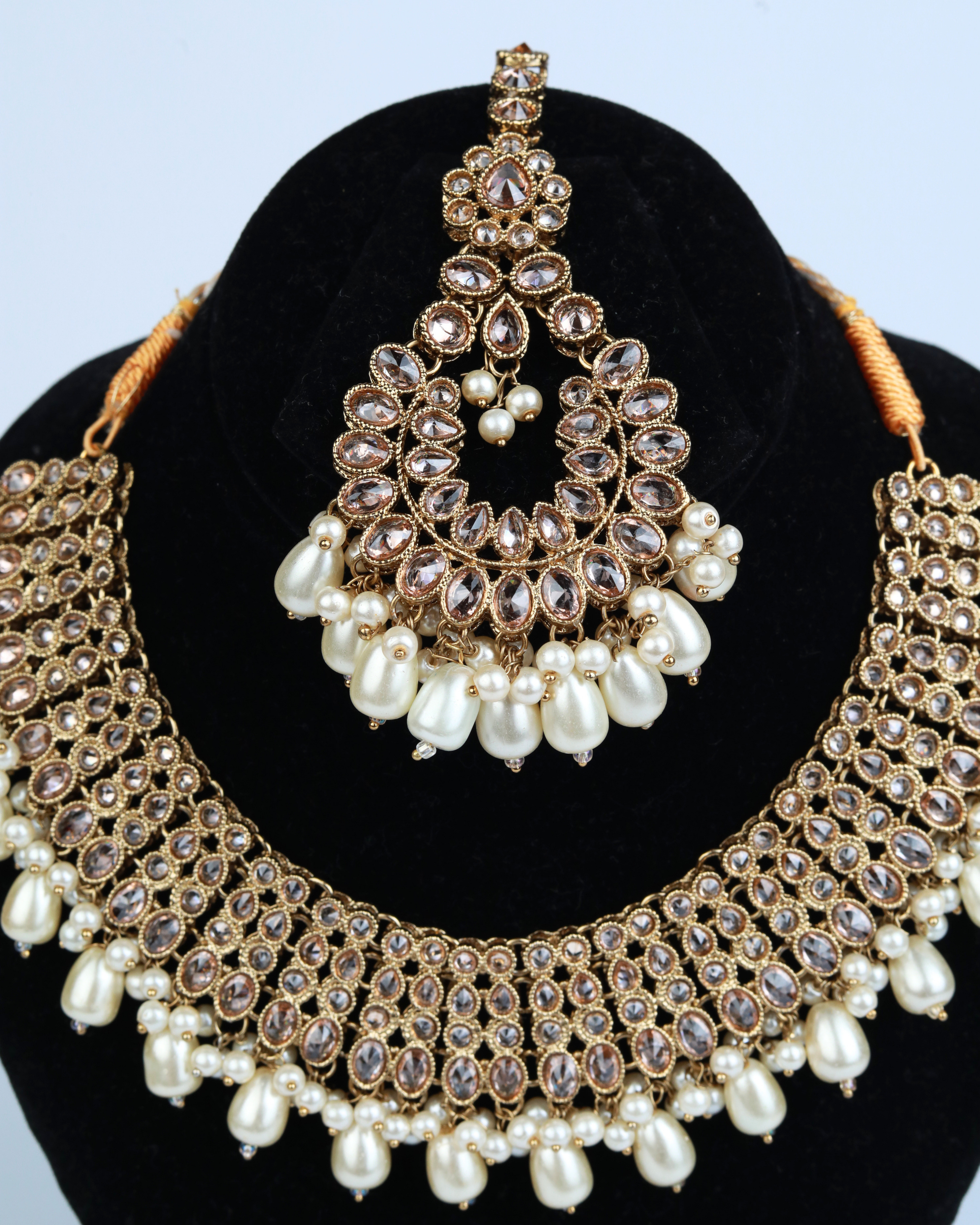 NECKLACE SET
