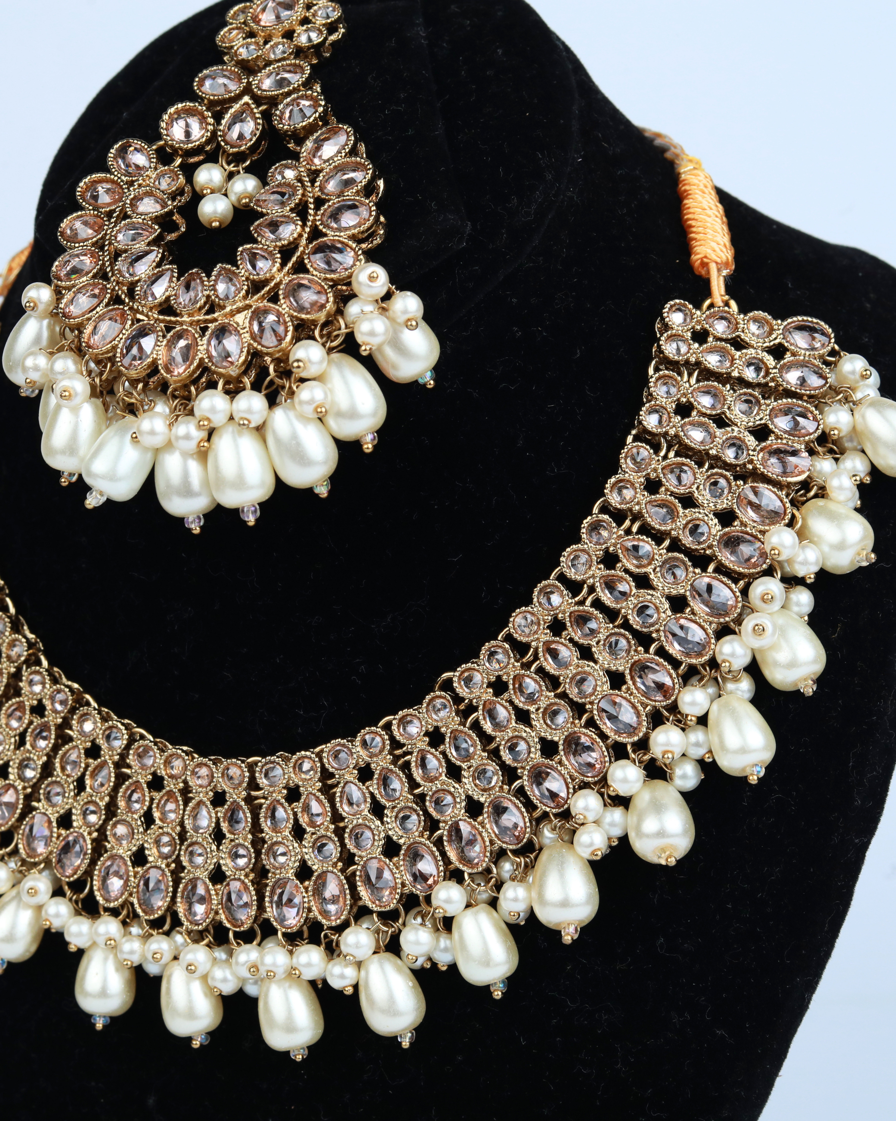 NECKLACE SET