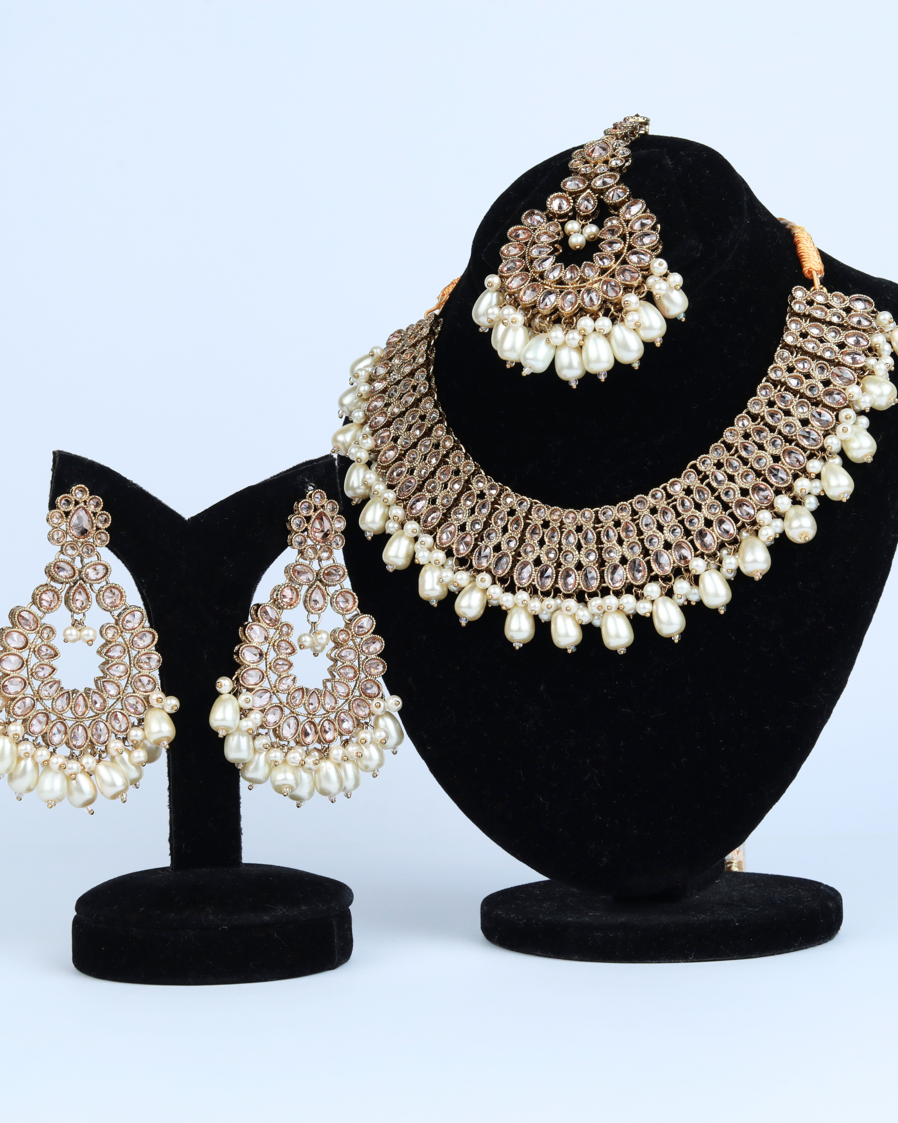 NECKLACE SET