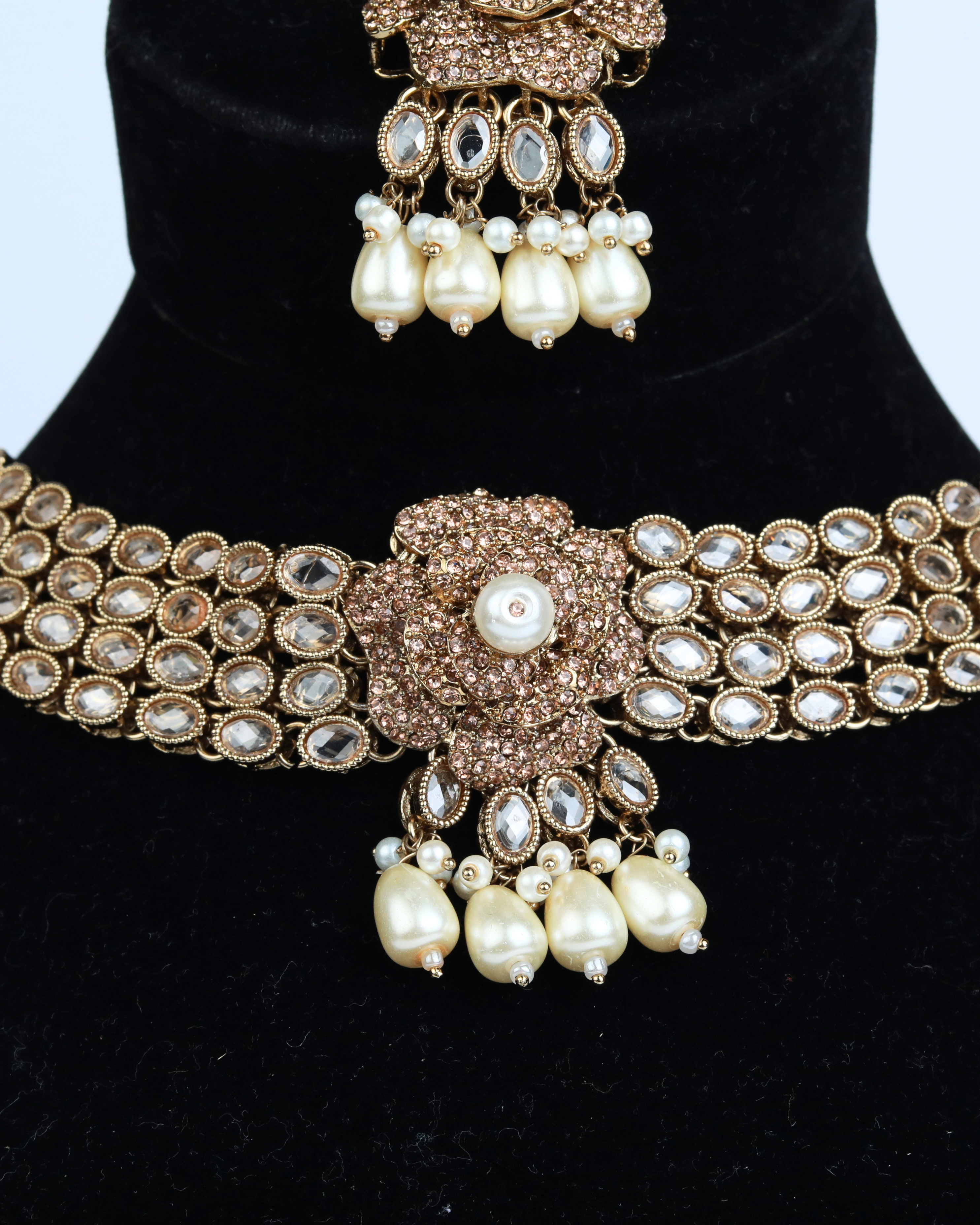 NECKLACE SET